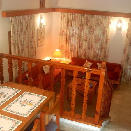 Onar Village Kerýnia Eksteriør bilde